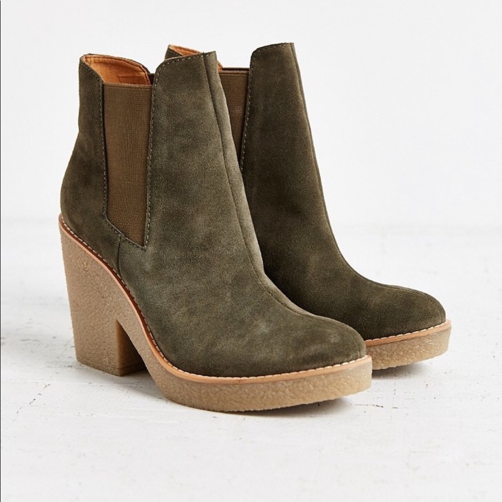 Urban Outfitters Posey Gumsole Green Booties